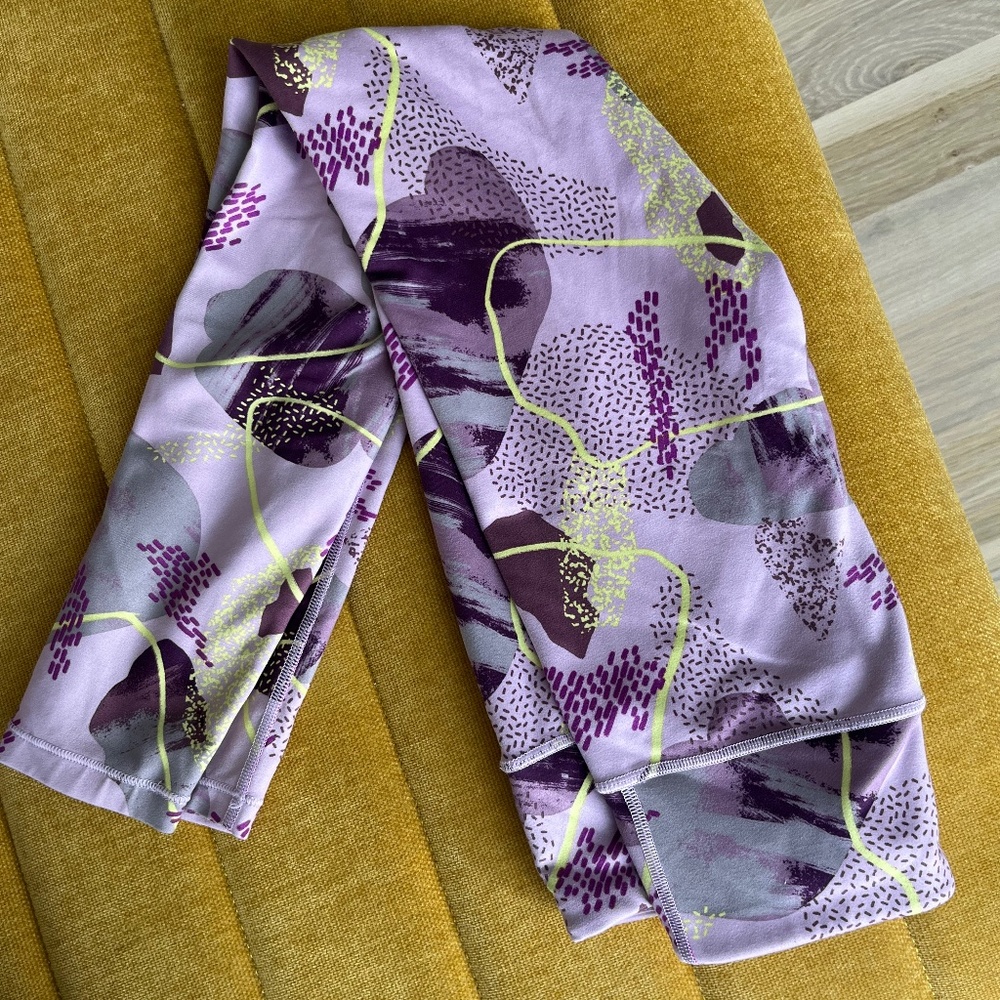 Athlete XL(14) high rise printed chit chat leggings